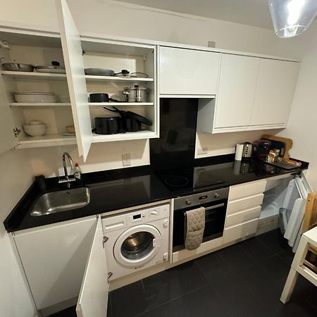 Cosmopolitan Comfort Private Bedrooms In Euston 106 ลอนดอน ภายนอก รูปภาพ