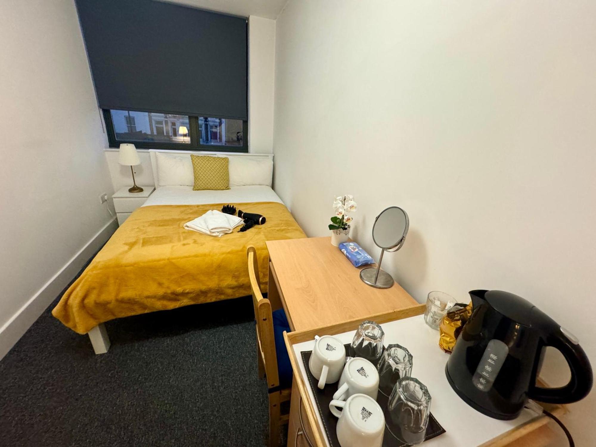 Cosmopolitan Comfort Private Bedrooms In Euston 106 ลอนดอน ภายนอก รูปภาพ