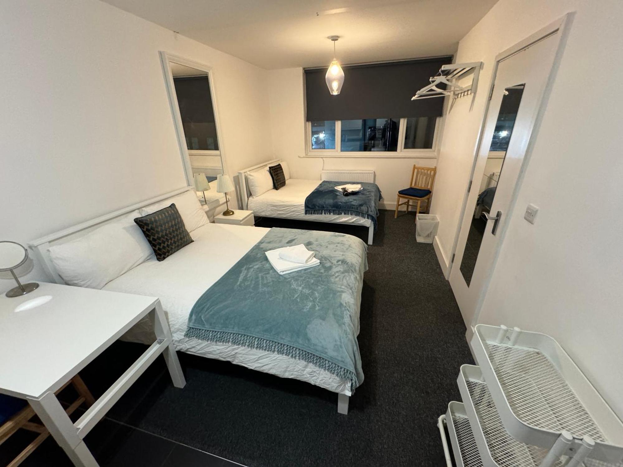 Cosmopolitan Comfort Private Bedrooms In Euston 106 ลอนดอน ภายนอก รูปภาพ
